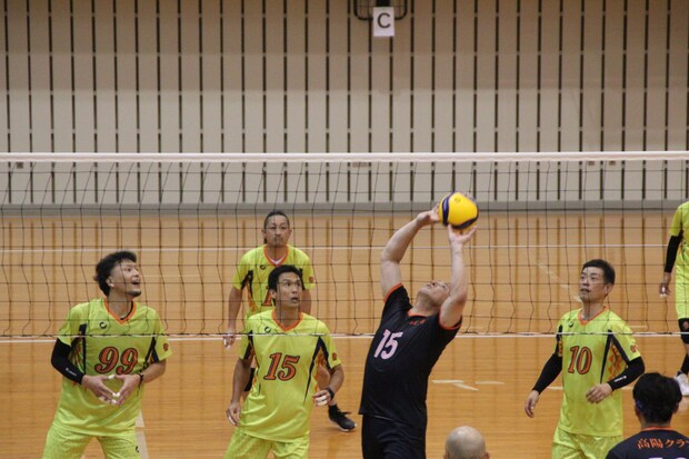 日本スポーツマスターズ愛媛大会 バレー会場の様子