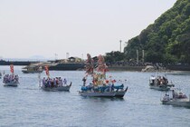 【北条鹿島まつり】勇壮な伝統が息づく海の神事と櫂練り！（愛媛/松山市）