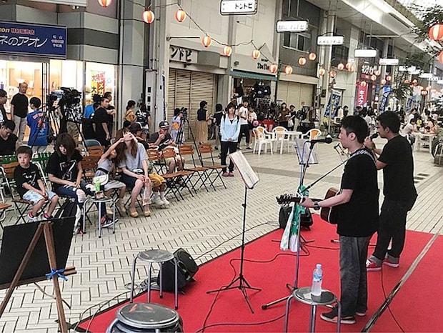遊びにおいでや商店街土曜夜市