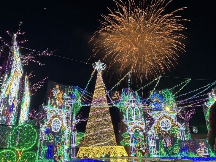 「さがみ湖イルミリオン」幻想的なイルミネーション＆打ち上げ花火とともに新年を迎えるカウントダウンイベント開催！