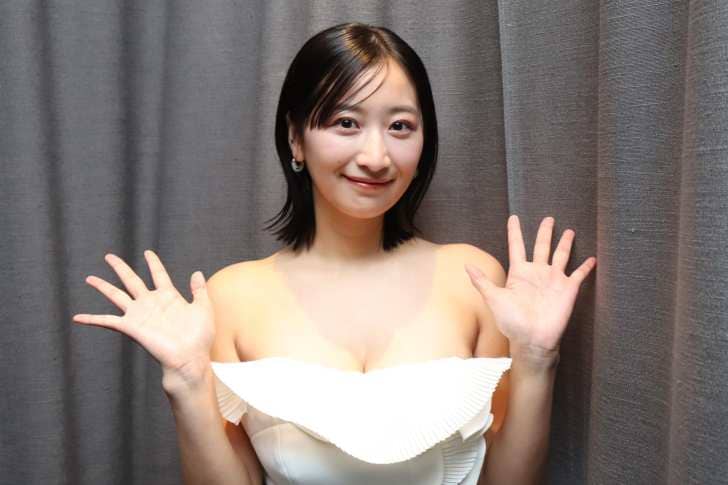 【インタビュー】榎原依那、「裏面のような写真集　すべての表現がグラビアではできました」2nd写真集『I am Ina』発売