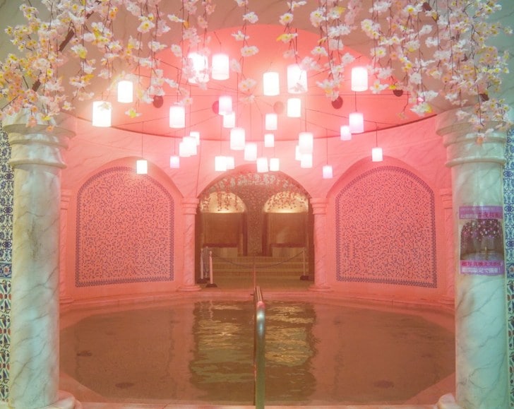 箱根小涌園ユネッサン、桜テーマの春の訪れを感じるイベント「お花見温泉2026」が開催スタート！