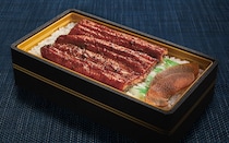 コンビニうな重のレベルを超えた！？ファミマ「上 鹿児島県産うなぎ蒲焼重」を実食！ホロホロ食感に感動