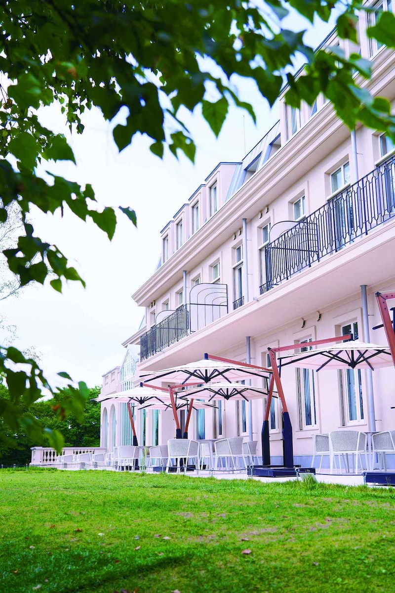 画像1: 蓼科の森に佇むオーベルジュで触れる、フランスの「上質な日常」――ホテル ドゥ ラルパージュ――