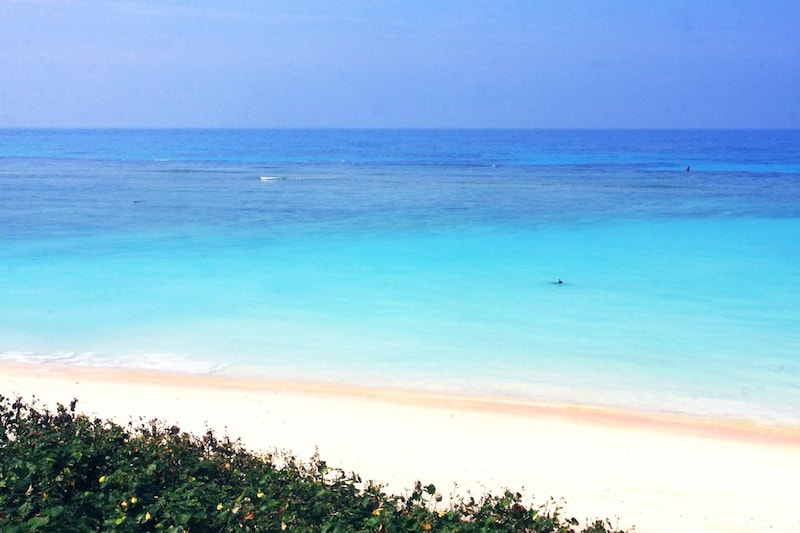 「旅の記憶は泡のよう」【第四回 波照間島】Memories of the trip sparkle like beer bubbles.