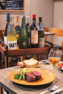 神保町の隠れ家で味わう、自然派の食材とワイン「bistro mêle（ビストロ メレ）」