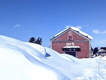 大雪山系の麓、水に恵まれた北海道・東川町のワイナリー「雪川醸造」