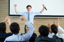 成功者の結果だけに注目してはいけない理由【成果バイアスの罠】