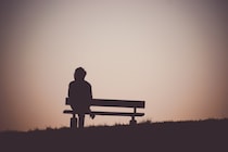 日本の若年層に「適応障害」が増えている—9年間で患者数が2.5倍に