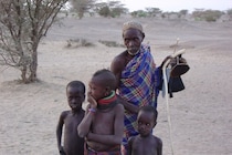 「常人なら病気になる食習慣」に適応進化したトゥルカナ族とは？