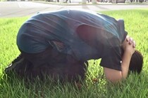 「重症を防ぐポイント」クマに有効な防御姿勢の研究