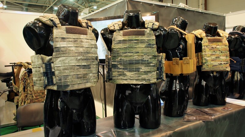 防弾服が厚い理由は繊維の力を発揮できていないから