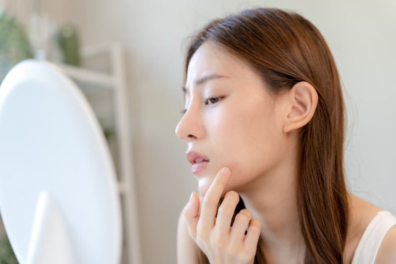 若い時ニキビ肌に苦しんだ人ほど将来「美肌」になりやすい