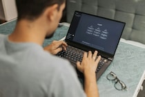 AIをよく使う人ほど「自分は賢い」と過大評価しやすくなる