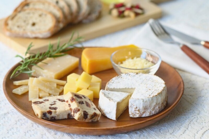 チーズ好きだと「認知症の発症リスク」が下がる可能性