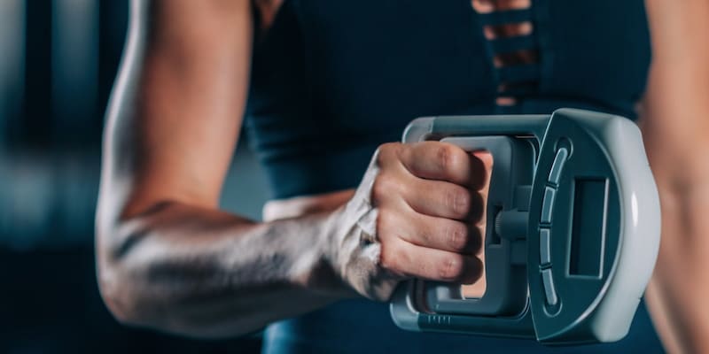 握力は“脳の元気”を映すサインになり得る