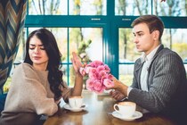 恋人に”与えすぎて”関係が壊れる人の特徴とは？