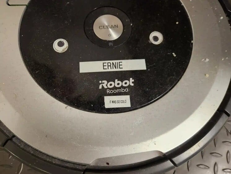 アーニーと名付けられたアムンゼン・スコット基地のルンバ