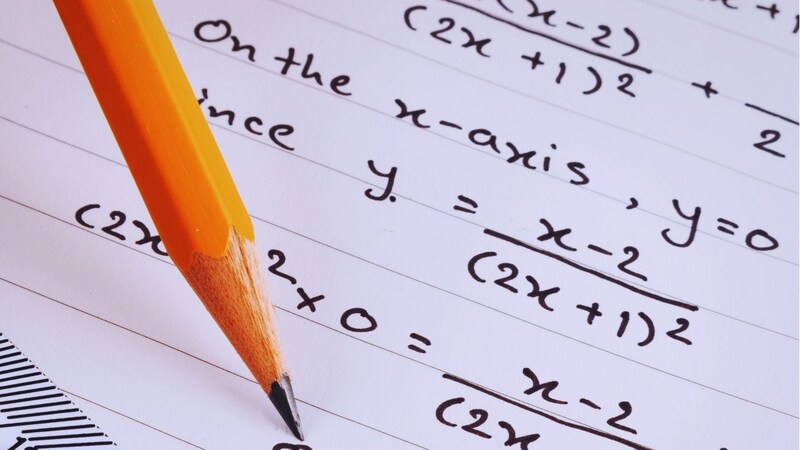高校で数学を「捨てる」と重要な脳内物質が減少する