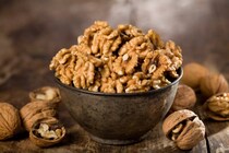 朝食にクルミを食べると1日を通して「脳の反応速度が高まる」