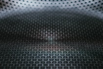 数百年の維持が可能、「自己修復」材料を開発