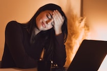 女性が男性よりも「痛みを長く感じる」理由が判明