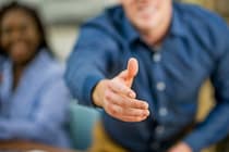 「人の印象は一度決まったら変わらない」と考えるとコミュニケーションがずっと楽になる