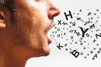 1日の会話量は「毎年338語」ずつ減少している