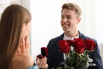 好かれてないのに「執拗にアプローチ」する男性の心理特徴が明らかに