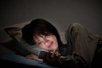 ショート動画は「自己制御」に関わる脳活動を一時的に低下させる