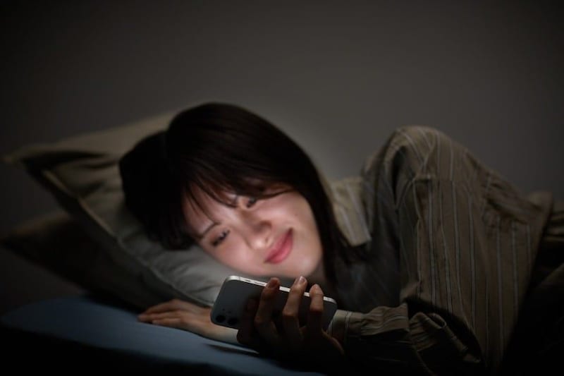 ショート動画は「自己制御」に関わる脳活動を一時的に低下させる