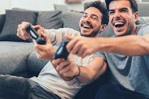 ゲームに「AIの対戦相手」を入れると、人は”ゲーム内で社交的になる”可能性