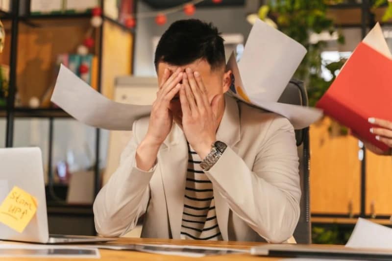 日本人のメンタル不調、年間4.8兆円の経済損失を生んでいた