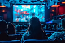 【50代のこよみ養生 Vol.46】長尺映画も安心！芸術の秋を楽しむための頻尿ケア