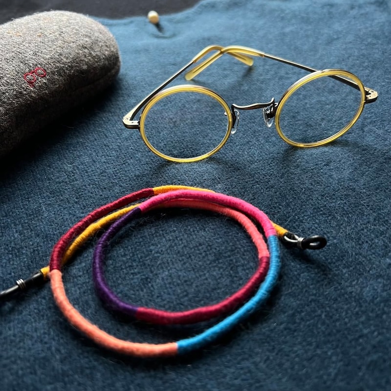 【新連載】優恵のおしゃれは心意気 Vol.1「眼鏡と眼鏡ストラップを新調しました」