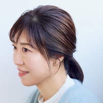 【50代のヘアアレンジ】清潔感とこなれ感を生む、超簡単アレンジをマスターせよ！