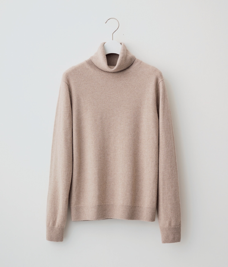 【ユニクロで指名買い】「50代のカシミヤはユニクロで買う」が大正解