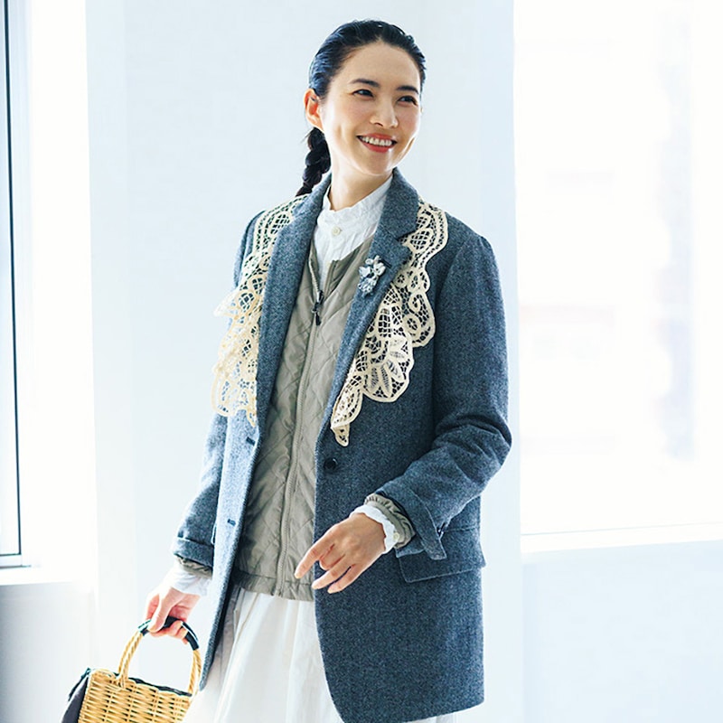 【50代のおしゃれ】アウターは重ね着する時代！ 定番の【テーラードジャケット】を素敵に着こなす