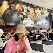 【神野三鈴さん】「眩しいネオンサインと人混みの中で、突然、涙が止まらなくて困った」