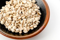 【50代のこよみ養生 Vol.38】炎症、吹き出物、かゆみ⋯⋯夏の肌トラブルはこの薬膳食材で改善