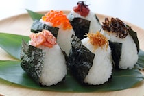 【50代のこよみ養生 Vol.33】体調や気候に合わせて具を選ぶ“おにぎり養生”のススメ