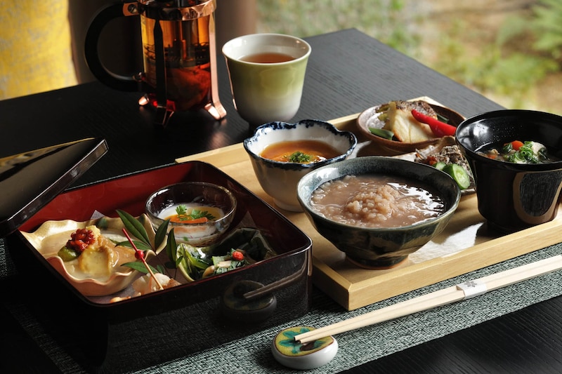 【50代の奈良旅】悠久の古都を味わう「紫翠 ラグジュアリーコレクションホテル 奈良」＆名庭「吉城園」＆奈良博「お水取り」展