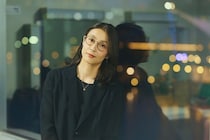 水野美紀さんインタビュー「ずっと茨の道を歩いているかもしれません」～舞台『死神』が問いかける、50代で向き合う「生きる覚悟」
