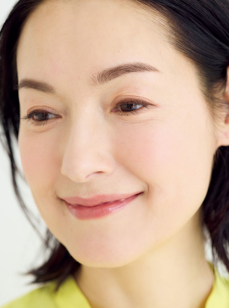 【正しい眉の描き方】流行を追った眉からの脱却を！ 50代は「骨格に沿った形」が大正解！