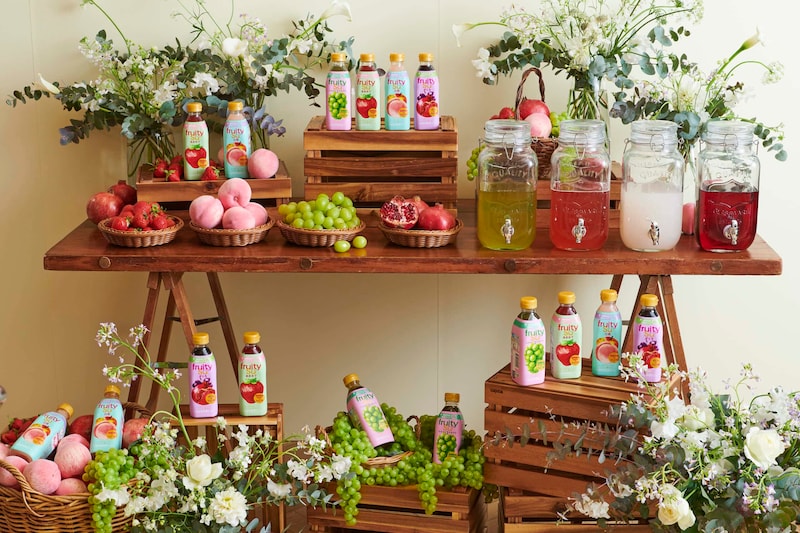 さらにおいしく、もっと楽しく！ 果実感がグレードアップしたお酢ドリンク「フルーティス TM」のちょい足しアレンジレシピ