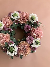 「母の日に。カーネーションと日々の感謝」【連載vol.9 ー今日花(こんにちばな)通信ー】