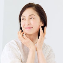 メイク下地＋ちょこっとメイクで、ノーファンデメイクが実現できる！【50代の「新」メイク術】