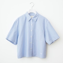 【ユニクロで指名買い】50代が絶対買いのストライプシャツ「着るだけでスタイルが決まる」スタイリスト･平井律子さん推薦！