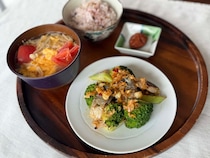 【更年期世代を元気に！ 50代の「応援めし」】 物忘れが気になったら 　食べる"脳トレ"レシピ　「ごま油香るあじとブロッコリーの香味焼き」「トマトと卵のみそ汁」vol.20