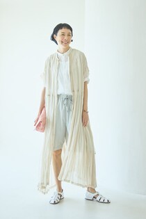 【50代の肌見せおしゃれ】トレンドのハーフパンツを上品に着こなすテクニックをマスターして